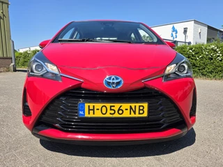 Toyota Yaris Toyota Yaris 1.5 Hybrid AUT, 1e Eigenaar! Camera! Zondag OPEN! - afbeelding nr 5