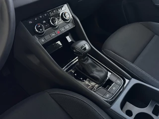 Škoda Karoq Škoda Karoq 1.5 TSI 150PKLED VIR.COCKPIT CARPLAY NAVI CAMERA ELEK.KLEP STOEL/STUUR VERW. LMV 2025 - afbeelding nr 13