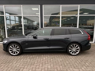 Volvo V60 Volvo V60 2.0 T6 Twin Engine AWD Momentum Pro | 340 PK | Stoelverwarming | Cruise Control | Achteruitrijcamera | Apple Carplay | Navi | Botspreventie | - afbeelding nr 2