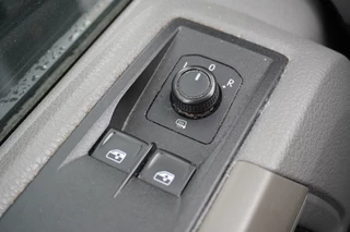 Volkswagen Crafter Volkswagen Crafter 2.0 TDI 140PK L3H3 EURO 6 - Airco - Navi - Cruise - € 15.950,- Excl. - afbeelding nr 17
