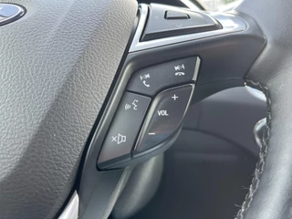 Ford S-Max Ford S-Max 2.5 FHEV Titanium 190pk | 7 Persoons | Winterpack | Adaptieve Cruise | Full LED | Elek. Achterklep | Achteruitrijcamera | SONY SYNC 3 Navigatie - afbeelding nr 29