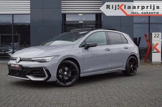 Volkswagen Golf R-line 1.5 eTSI 150pk DSG facelift Black style/Panodak /Trekhaak wegklb./IQ Matrix LED /Head-up