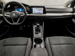 Volkswagen Golf Volkswagen Golf 1.0 TSI Sport (APPLE CARPLAY, GROOT NAVI, MEMORY SEATS, ALCANTARA, CAMERA, SPORTSTOELEN, KEYLESS, LM VELGEN, LED KOPLAMPEN, NIEUWSTAAT) - afbeelding nr 6