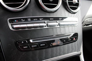 Mercedes-Benz GLC Mercedes GLC 250 4MATIC | 360 Camera | Pano | Trekhaak - afbeelding nr 10