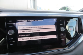 Volkswagen Polo Pano dak,Led, Adaptive cruise , Navigatie via Carplay, Buitenspiegels inklapbaar, etc. prijs rijklaar. - afbeelding nr 49