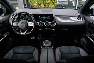 Mercedes-Benz GLA Mercedes GLA-klasse 200 AMG|PANO|19''|CAMERA|CARBON|NIGHT - afbeelding nr 8