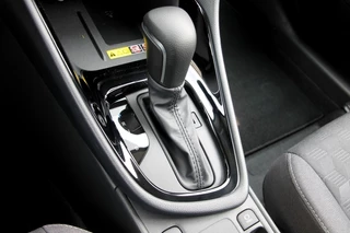 Toyota Yaris Toyota Yaris 1.5 Hybrid 115 Team Player - 93 pk **Camera / Carplay - afbeelding nr 21