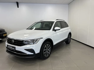 Volkswagen Tiguan Volkswagen Tiguan 1.5 TSI Life Business / 150PK / NAVI / STOEL-STUURVERW. / PDC / 1800KG TREKG. - afbeelding nr 2