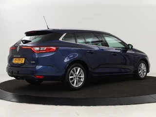 Renault Mégane Renault Mégane 1.5 dCi Zen | Trekhaak | Navigatie |  Climate control | Parkeerhulp | Bluetooth | Cruise control - afbeelding nr 26