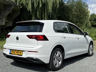 Volkswagen Golf Volkswagen Golf NEW 1.5 TSI LIFE PDC/CARPLAY/FABRIEKSGARANTIE - afbeelding nr 3