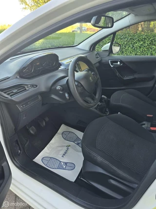Peugeot 208 Peugeot 208 1.2 PureTech Allure Nieuwe APK - afbeelding nr 10