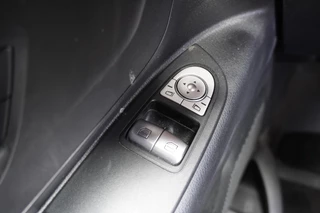 Mercedes-Benz Vito - Airco - Navi - Cruise - Achteruitrijcamera - €17.900,- Excl. - afbeelding nr 23