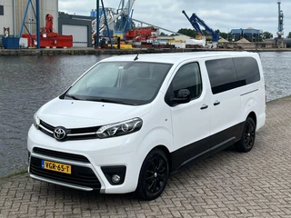 Toyota ProAce Toyota ProAce Worker 2.0 D-4D Black Line Long Trekhaak/Leder/Camera/Carplay/Navi/PDC/17