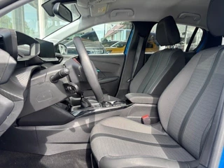 Peugeot 208 Peugeot 208 1.2 PT Allure Pack, Carplay, DAB, Clima, Navi, Cruise, Led - afbeelding nr 19
