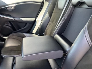 Volvo V40 Volvo V40 1.6 T3 R-Design, Navi, Clima, Cruise, Trekhaak - afbeelding nr 15
