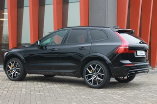 Volvo XC60 Volvo XC60 T8 AWD Polestar Engineered | Panoramadak | Parkeercamera | Stoelverwarming | Glossy Black | Keyless - afbeelding nr 3