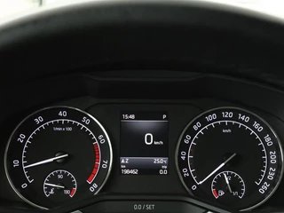 Škoda Superb Skoda Superb 1.4 TSI Ambition | Panoramadak | Stoelverwarming | Trekhaak | Carplay | Memory | Navigatie | Climate control - afbeelding nr 33