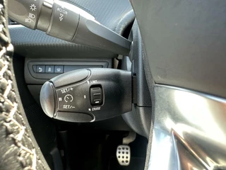 Peugeot 208 Peugeot 208 1.2 PureTech Première | Carplay | Pano | Clima - afbeelding nr 6
