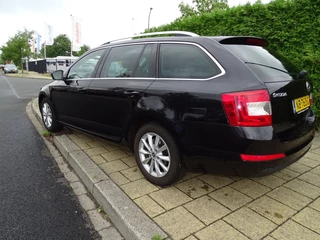 Škoda Octavia Škoda Octavia 1.0 TSI GRT AMB BNS-Navi-Blth-Media-Cruise-Usb-Clima - afbeelding nr 2