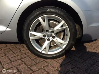 Audi A4 Audi A4 Limousine 2.0 TFSI ultra Sport Pro Line Plus Navi Trekh - afbeelding nr 11