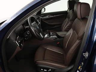 BMW 5 Serie BMW 5-serie 530e xDrive High Executive | Luxury Line |  Panoramadak | Nappaleder | Stoelventilatie | Head-Up | Carplay | Live Cockpit | Adaptive LED | Stoelverwarming | Navigatie | PHEV - afbeelding nr 4