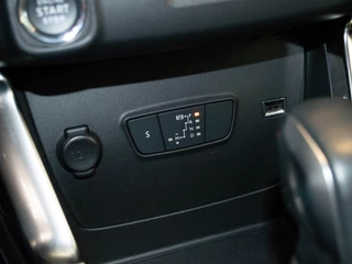 Citroën C3 Aircross Citroën C3 Aircross 130PK Automaat Shine | Camera | Navi | Climate | Keyless - afbeelding nr 24