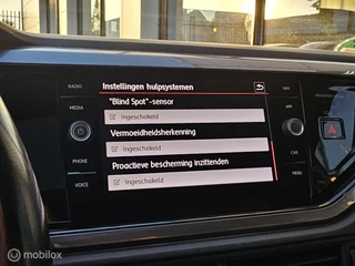 Volkswagen Polo Volkswagen Polo 2.0 TSI GTI Panorama/Keyless/Virtual/Beats/Camera - afbeelding nr 24