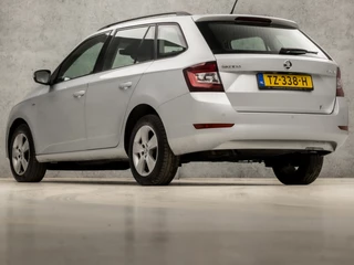 Škoda Fabia (APPLE CARPLAY, NAVIGATIE, CLIMATE, STOELVERWARMING, SPORTSTOELEN, CRUISE, PARKEERSENSOREN, NIEUWE APK, NIEUWSTAAT) - afbeelding nr 3