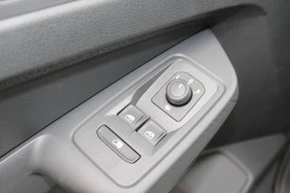 Ford Transit Connect Ford Transit Connect 2.0 EcoBlue L2 Trend | Trekhaak | Navigatie | All season banden | BPM VRIJ - afbeelding nr 8