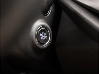 Škoda Octavia Škoda Octavia 1.0 e-TSI Sport Automaat (APPLE CARPLAY, GROOT NAVI, CAMERA, GETINT GLAS, SPORTSTOELEN, STOELVERWARMING, KEYLESS, CRUISE, NIEUWE APK, NIEUWSTAAT) - afbeelding nr 24