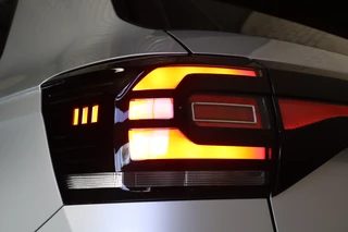 Volkswagen T-Cross Volkswagen T-Cross 1.0 TSI Style R-Line NL-Auto!! Led verlichting I Adap. cruise - afbeelding nr 37