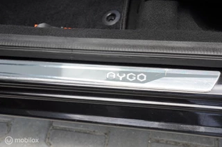 Toyota Aygo Toyota Aygo 1.0 VVT-i x-play, Automaat, Sport Pakket. - afbeelding nr 33