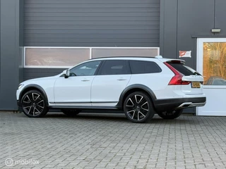 Volvo V90 Volvo V90 Cross Country 2.0 D4 AWD Geartronic-8 /Pilot Assist/Aut.inparkeren/Trekhaak/Adap CC/Winterline/21inch/Dealer onderhouden. - afbeelding nr 7