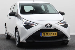 Toyota Aygo Toyota Aygo 1.0 VVT-i x-fun 5-Deurs, Airco, Cruise, Bluetooth, Elektrische Ramen, DAB, Xenon - afbeelding nr 20