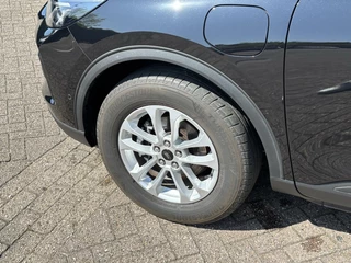 Ford Kuga Ford Kuga 2.5 PHEV Titanium 243PK Afn. Trekhaak Panodak Adaptieve Cruise Winterpack 360 Camera SYNC 4 Navi Climate Blind-Spot Head-Up Full-LED Keyless *2100KG Trekgewicht* - afbeelding nr 12