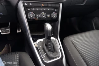 Volkswagen T-Roc Volkswagen T-Roc 1.5 TSI Automaat Active trekhaak|nav|acc|cam|lmv17 - afbeelding nr 11