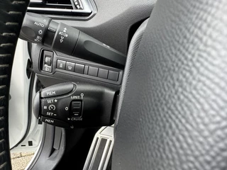 Peugeot 308 Peugeot 308 SW 2.0 BlueHDI Blue Lease Executive|Pano|Camera|Cruise|Trekhaak|Airco|Automaat|Navi| - afbeelding nr 29