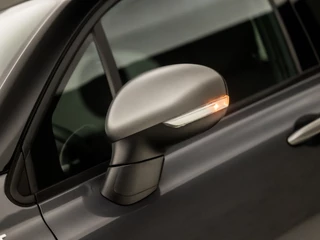 Fiat 500X Fiat 500X 1.3 GSE Sport 150Pk Automaat (APPLE CARPLAY, GROOT NAVI, KEYLESS, STOELVERWARMING, CAMERA, LEDEREN SPORTSTOELEN, GETINT GLAS, LED KOPLAMPEN, ZWART HEMEL, NIEUWSTAAT) - afbeelding nr 26