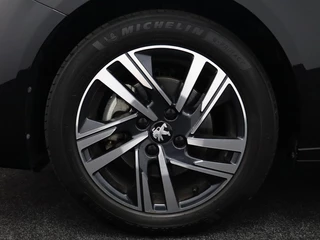 Peugeot 208 Peugeot 208 1.2 PT 100 Allure | Navigatie | Cruise control | Apple carplay - afbeelding nr 9
