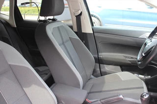 Volkswagen Polo Volkswagen Polo 1.0 TSI 95pk Highline | PanoramaDak | Led | Climatecontrol | Carplay | - afbeelding nr 22