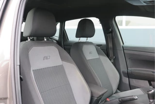 Volkswagen Polo , R-Line interieur / exterieur,LMV, Beats audiosysteem met subwoofer, Mistlampen, Actief dempingsysteem,etc - afbeelding nr 27