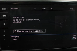Volkswagen Passat Volkswagen Passat 1.4 TSI PHEV GTE | Head-Up | Stoelverwarming | 360 camera | Trekhaak | Keyless | Carplay | Dynamic Chassis Control | Full LED | Massage | Navigatie | Active Info Display - afbeelding nr 26