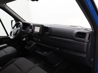Renault Master Renault Master 2.3DCI 136PK L2H2 | Kastinrichting | Imperiaal | Navigatie | Camera | 3-Persoons | Airco | Cruise - afbeelding nr 20