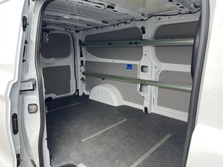Ford Transit Custom Ford Transit Custom 320 2.0 TDCI L2H1 Trend Zuid | 136pk | Driver Assistance Pack | Stoelverwarming | Voorruitverwarming | Navigatie | Verlengde Fabrieksgarantie tot 08-2028 - afbeelding nr 10