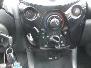Citroën C1 Citroen C1 1.0 VTi Feel - afbeelding nr 10