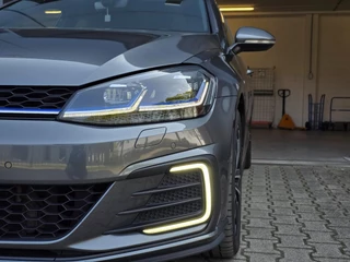 Volkswagen Golf Volkswagen Golf 1.4 TSI PHEV GTE | PANO / ACC / LED / CARPLAY / CAMERA / P.SENSOR V+A / LEDER-ALCANTARA / STOELVERW. / LANE ASS ! - afbeelding nr 3