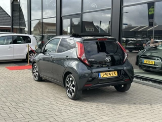 Toyota Aygo Toyota Aygo 1.0 VVT-i x-joy cabrio | Apple carplay | Camera - afbeelding nr 23