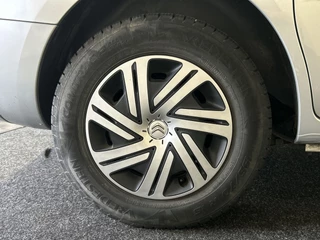 Citroën ë-Berlingo Citroën ë-Berlingo Feel 23 kWh | Parkeersensor achter | Cruise control | Navigatie | Soh (batterijcheck) 85,8 % - afbeelding nr 2