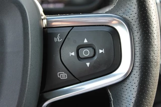Volvo XC40 Volvo XC40 2.0 T4 AWD R-DESIGN Trekhaak afneembaar / stoel v en a incl stuurvw. - afbeelding nr 28