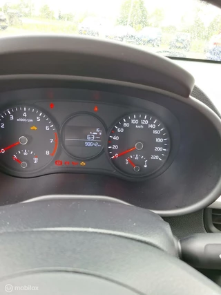 Kia Picanto Kia Picanto 1.0 MPi ComfortLine - afbeelding nr 19